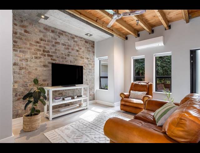 4 BEDROOM PROPERTY TO RENT IN VAL DE VIE ESTATE